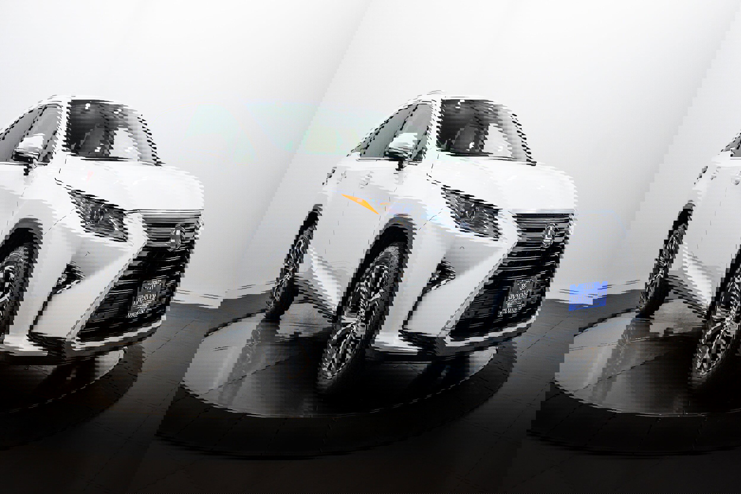 Used 2017 Lexus RX 350 AWD w/ Premium Package image 2