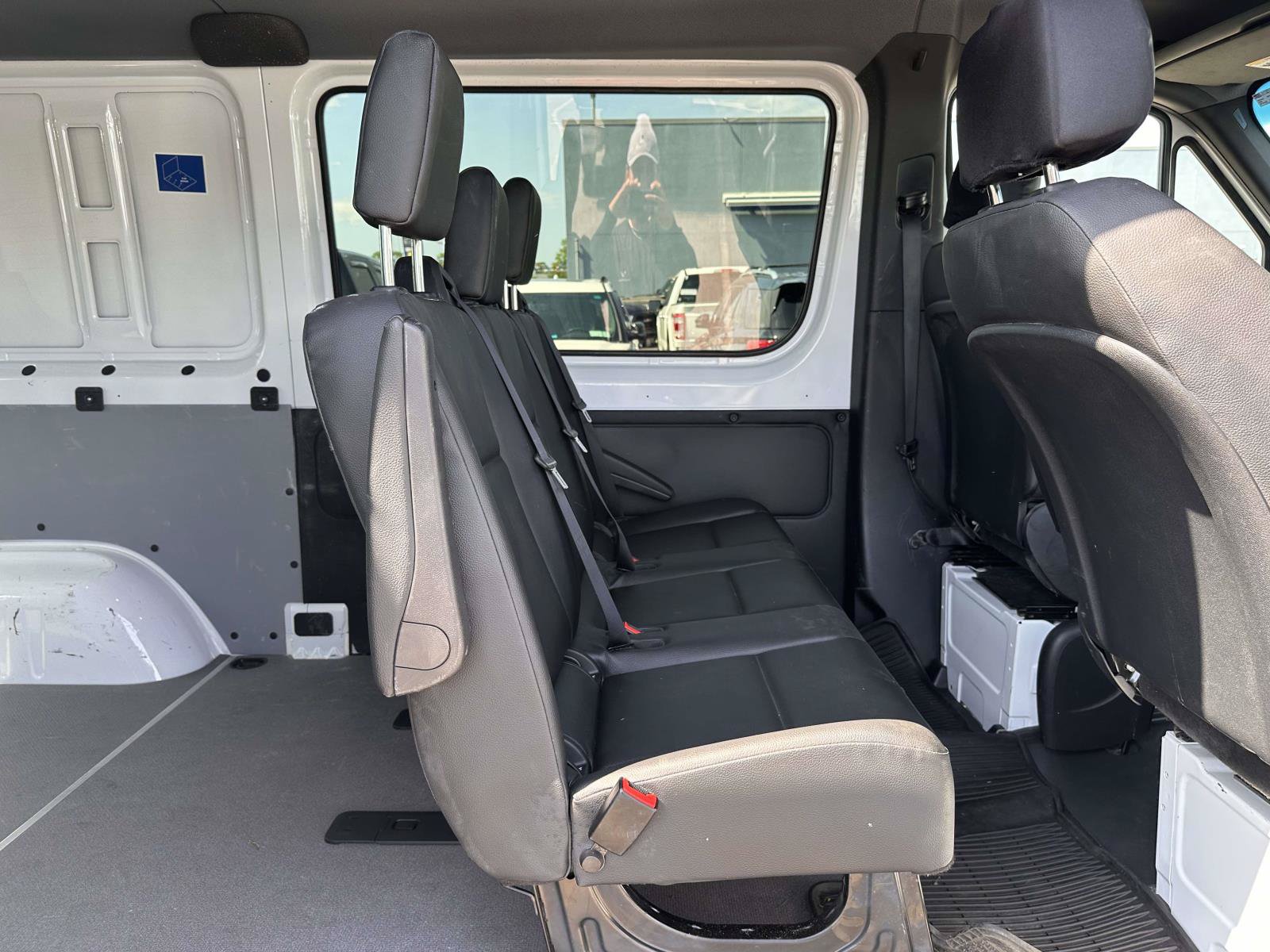 Used 2025 Mercedes-Benz Sprinter 2500 image 15