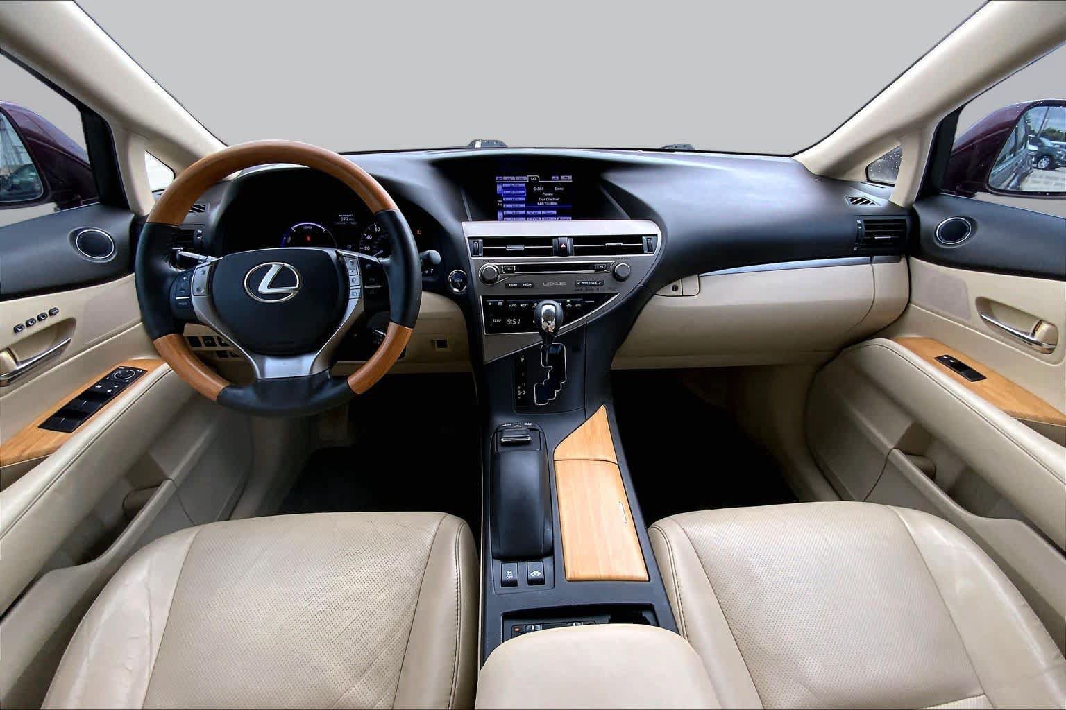 Used 2015 Lexus RX 450h FWD image 16