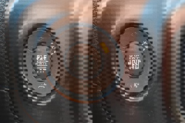 Used 2020 Jeep Gladiator Sport w/ Quick Order Package 24S image 33