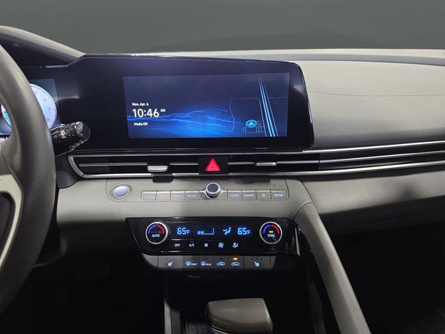 Certified 2023 Hyundai Elantra SEL w/ Convenience Package FWD image 12