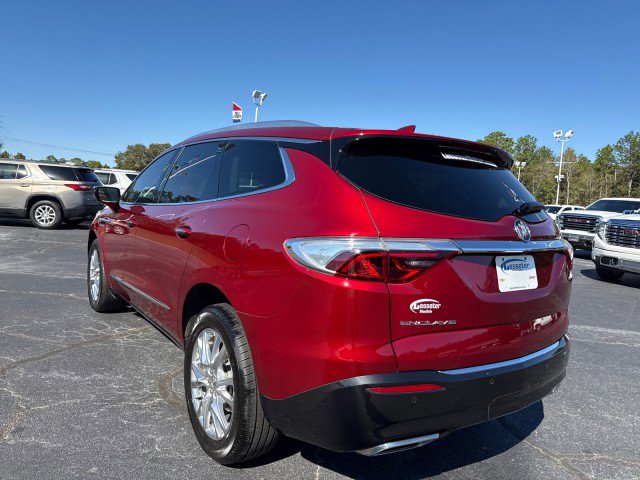Used 2023 Buick Enclave Essence w/ Experience Buick Package image 5