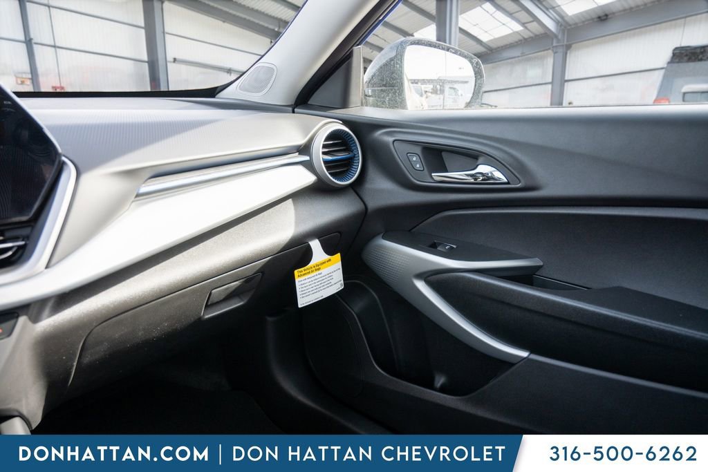 New 2026 Chevrolet Trax LS w/ LS Convenience Package image 13