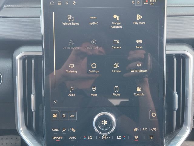 Used 2025 GMC Acadia Elevation image 18