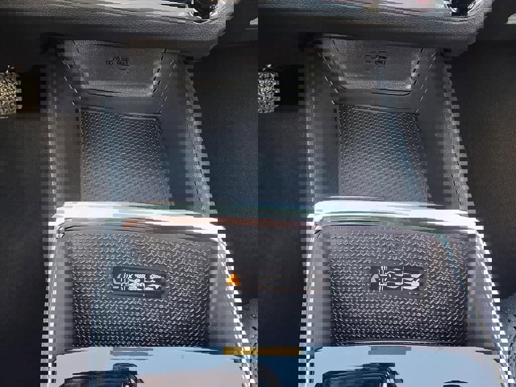 New 2026 Chevrolet Equinox LT w/ Convenience Package II image 16