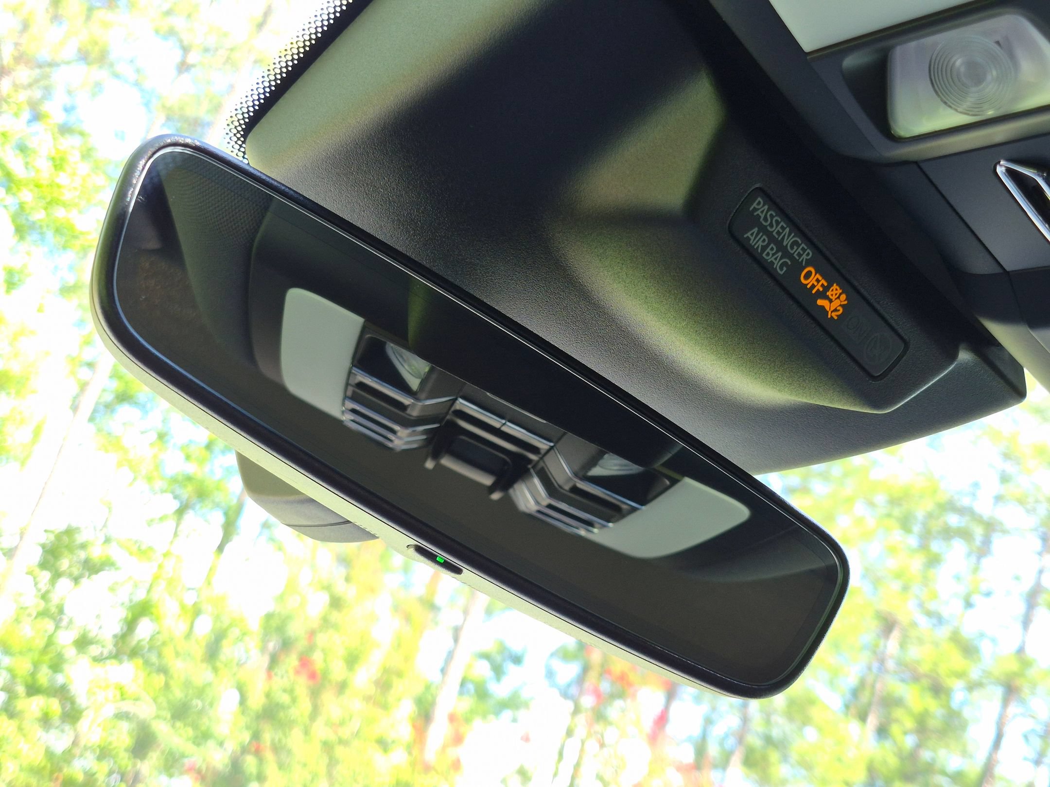 Certified 2026 Porsche Macan AWD/4WD image 19