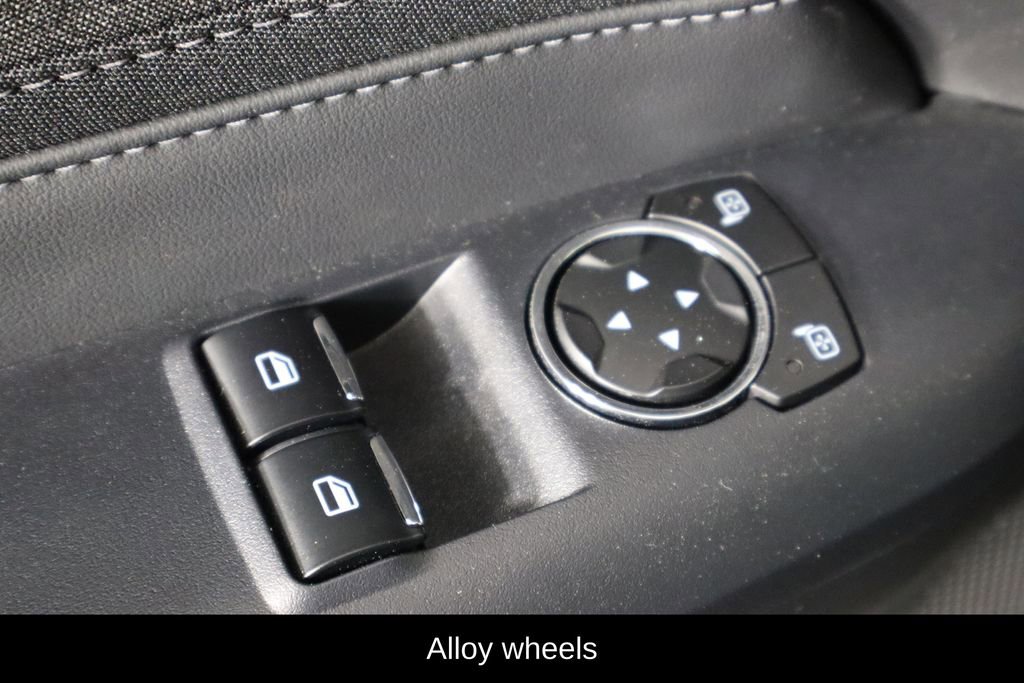 Used 2025 Ford Mustang Coupe image 14