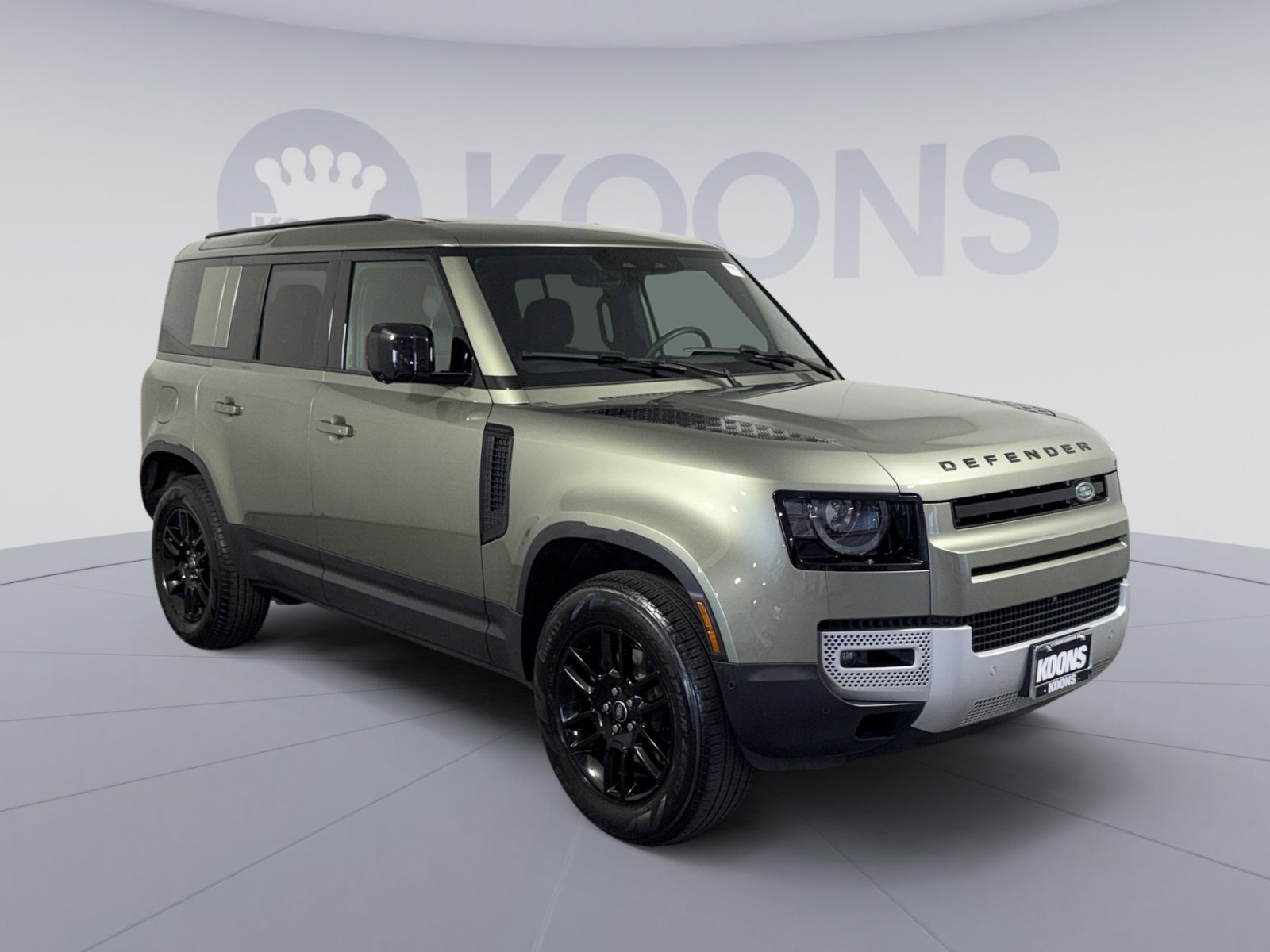 Used 2025 Land Rover Defender 110 S image 10