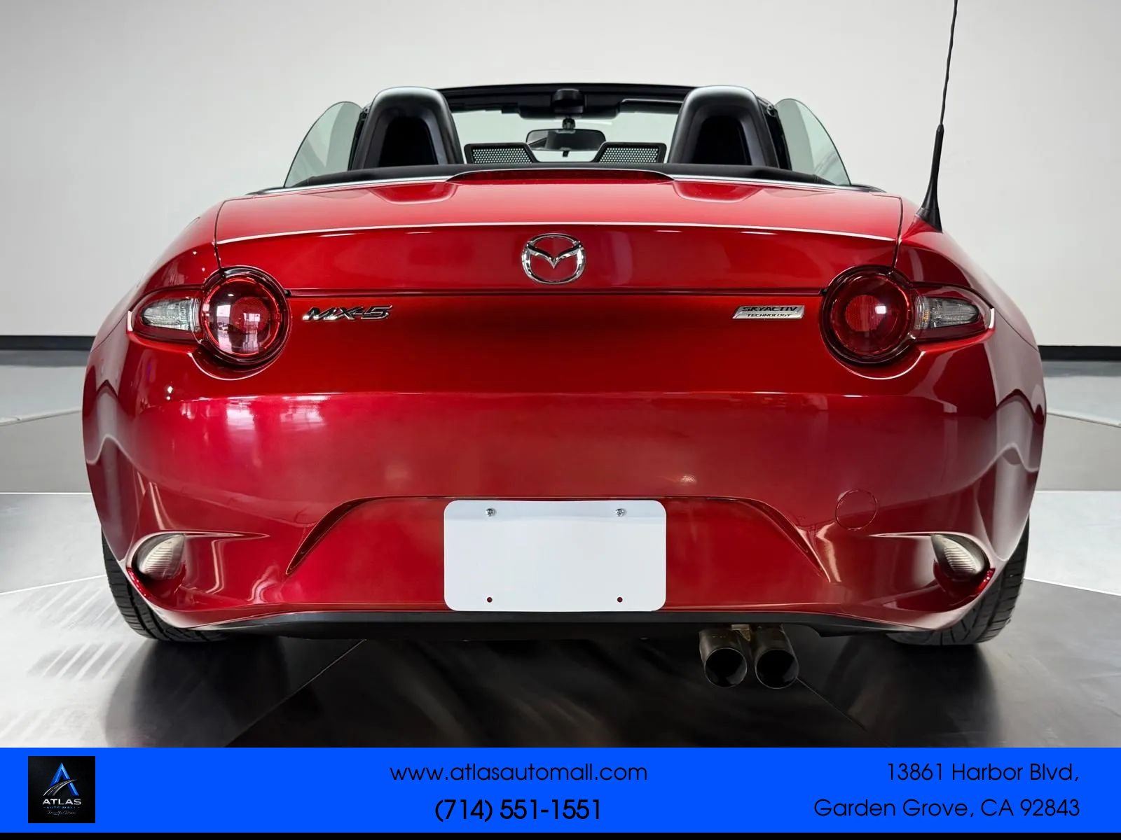 Used 2016 MAZDA MX-5 Miata Sport RWD image 5