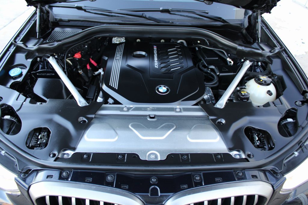 Used 2020 BMW X4 M40i w/ Driving Assistance Package image 33