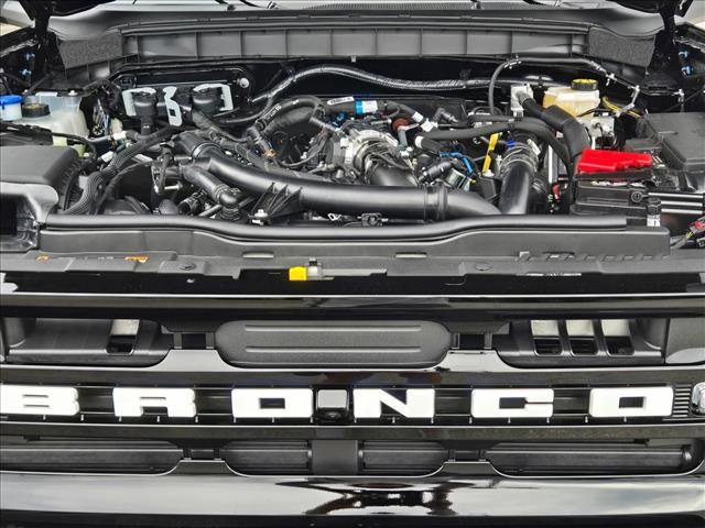 New 2025 Ford Bronco Outer Banks image 17
