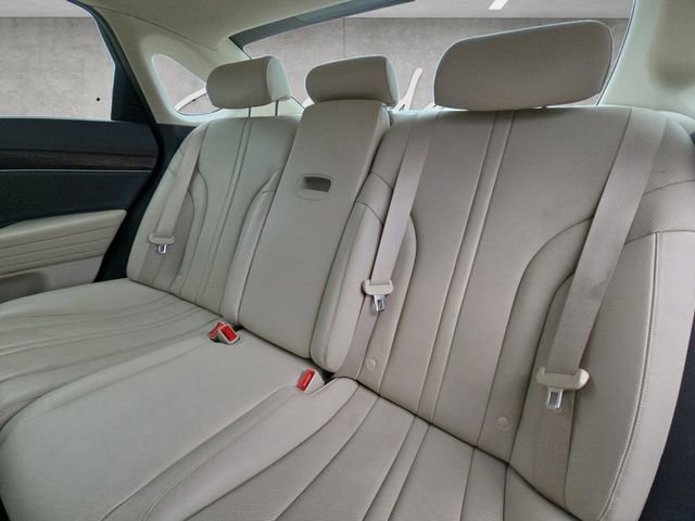 Used 2022 Genesis G80 2.5T w/ Prestige Package image 22