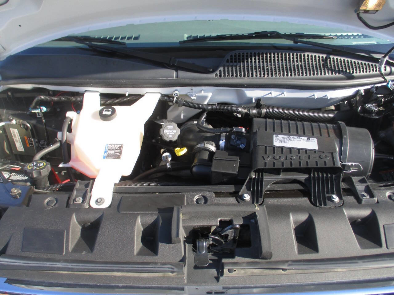 Used 2020 GMC Savana 3500 w/ Driver Convenience Package image 10