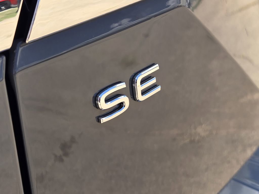 New 2026 Volkswagen Atlas SE image 8