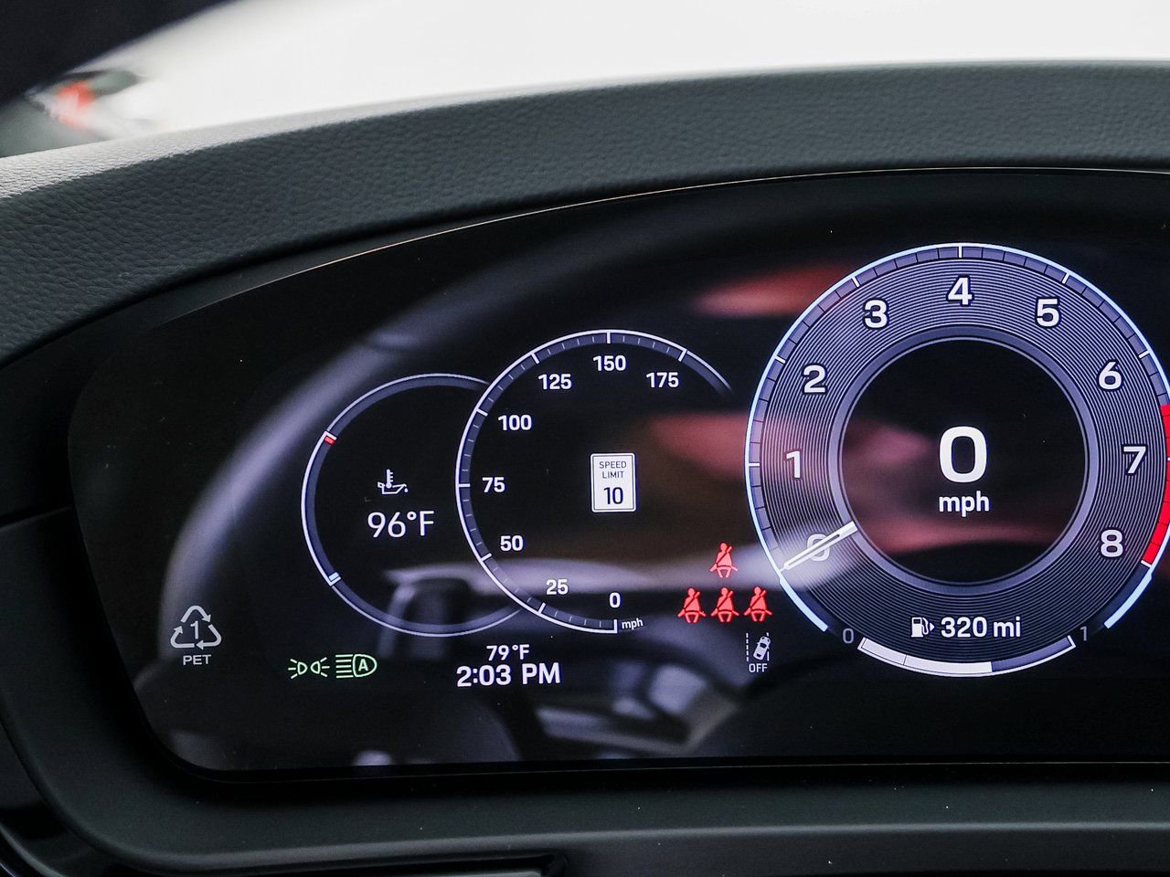 Certified 2025 Porsche Cayenne Coupe image 15