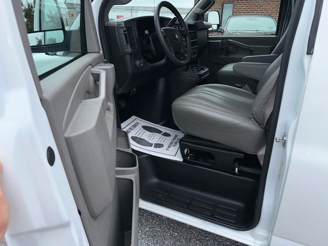 Used 2025 Chevrolet Express 2500 w/ Driver Convenience Package RWD image 15