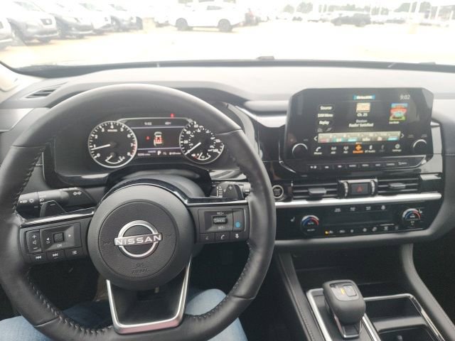 Certified 2024 Nissan Pathfinder SL w/ SL Premium Package image 16