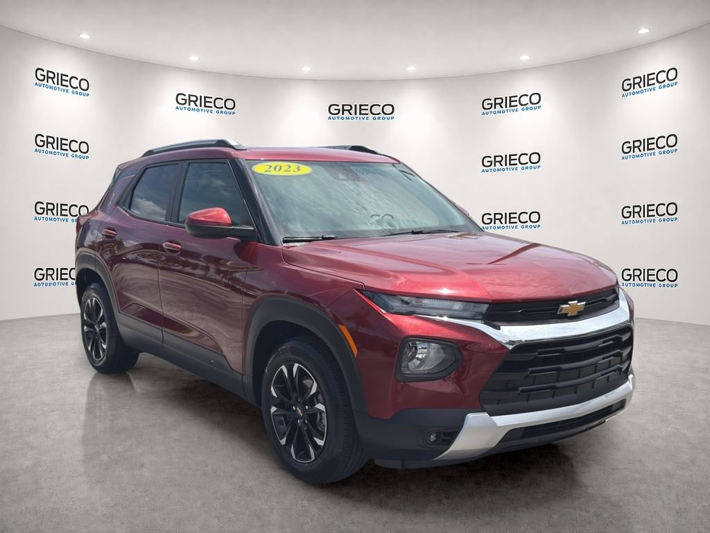 Certified 2023 Chevrolet TrailBlazer LT w/ Convenience Package FWD image 1
