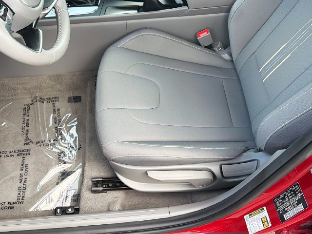 Certified 2026 Hyundai Elantra Sport FWD image 20