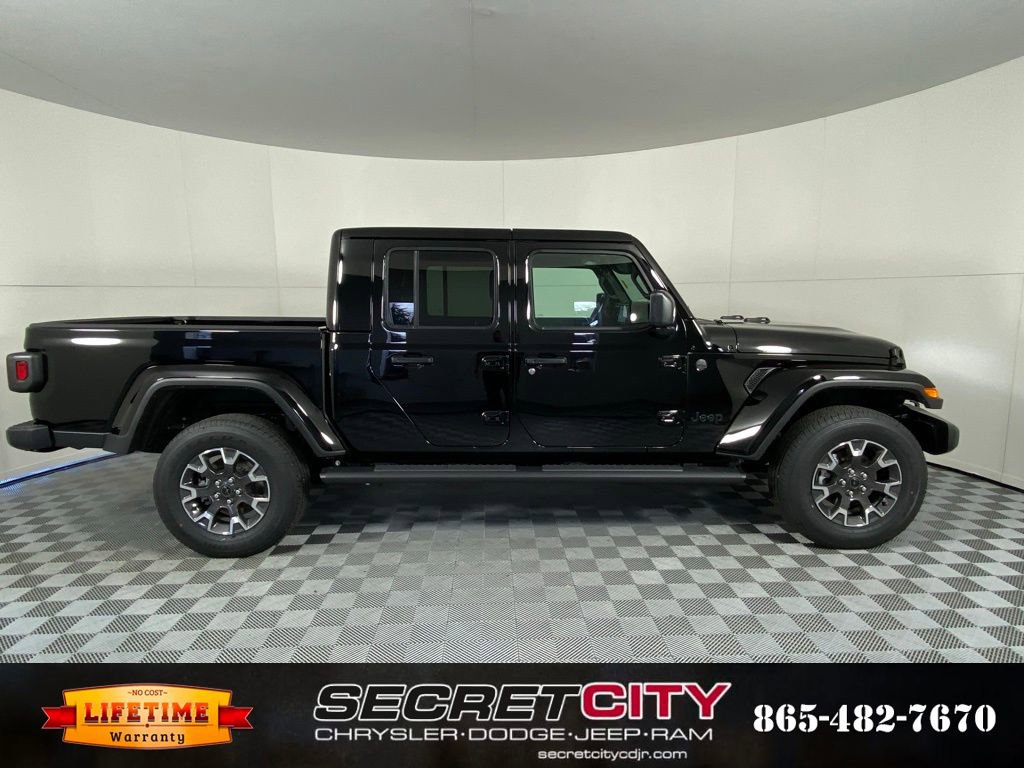 New 2026 Jeep Gladiator Sport image 8