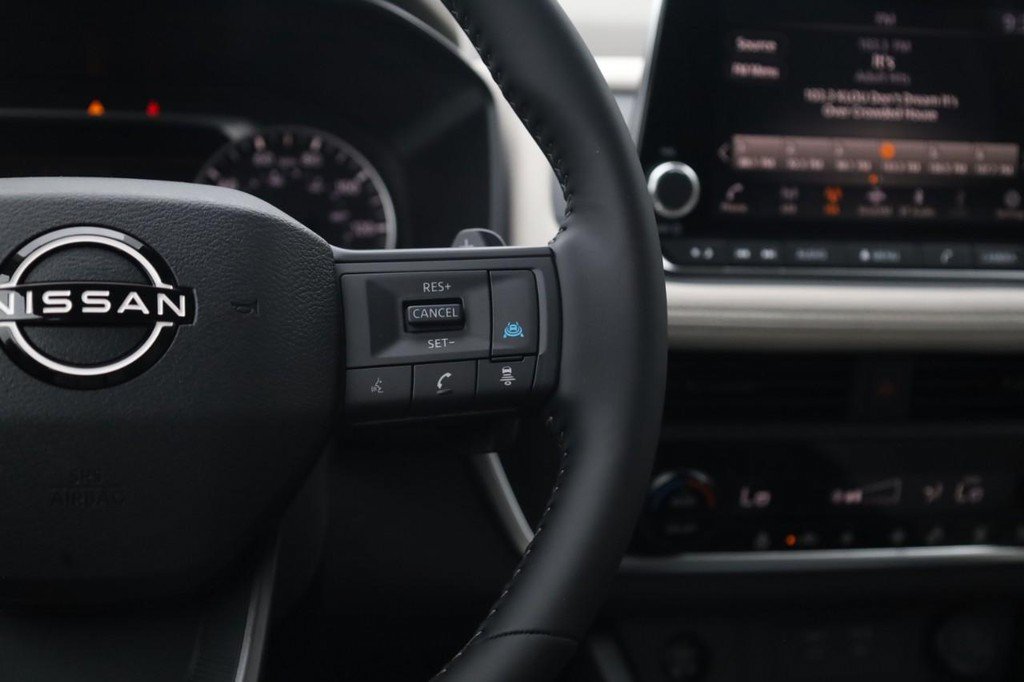 New 2026 Nissan Rogue Dark Armor AWD/4WD image 8