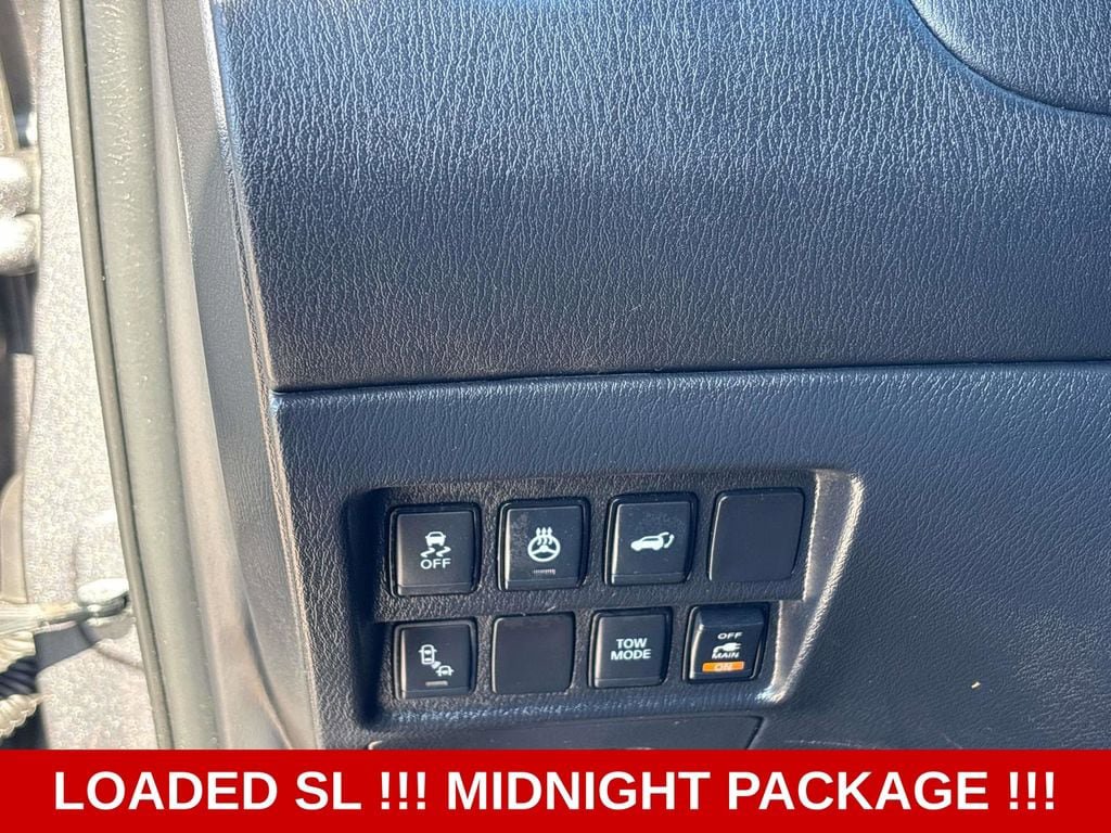 Used 2018 Nissan Pathfinder SL w/ Midnight Edition Package AWD/4WD image 20