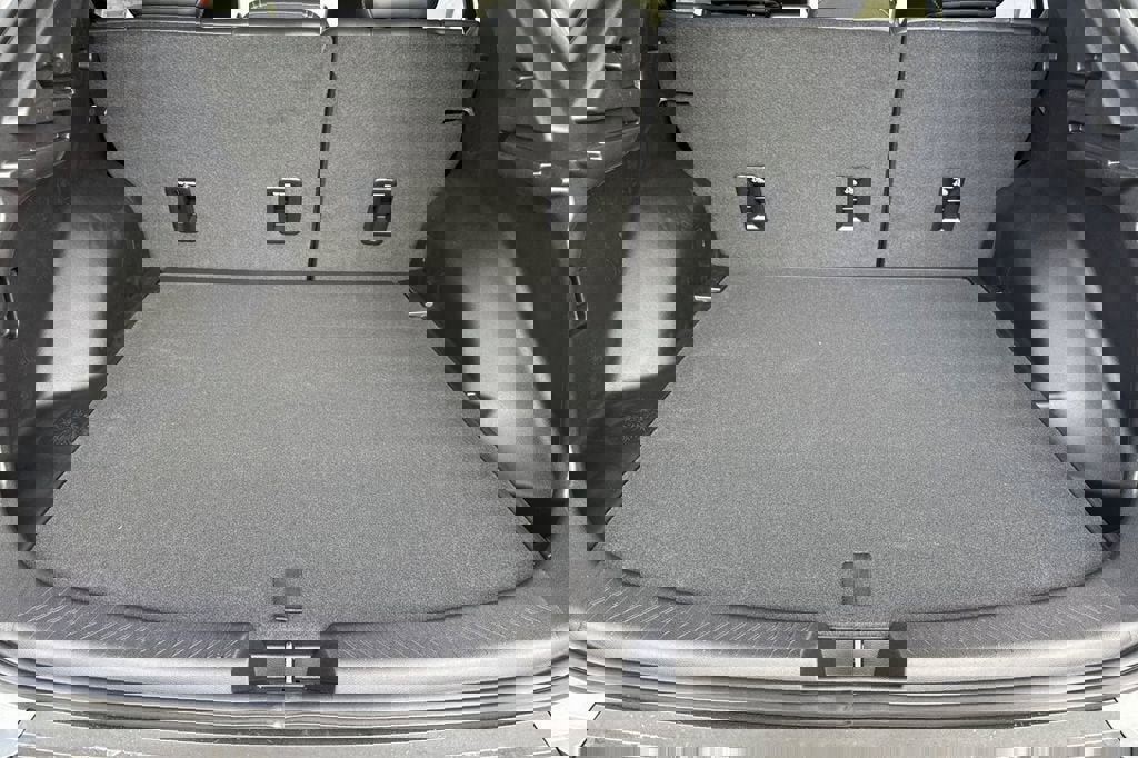 New 2026 Chevrolet Equinox EV LT w/ LPO, Blackout Package image 15