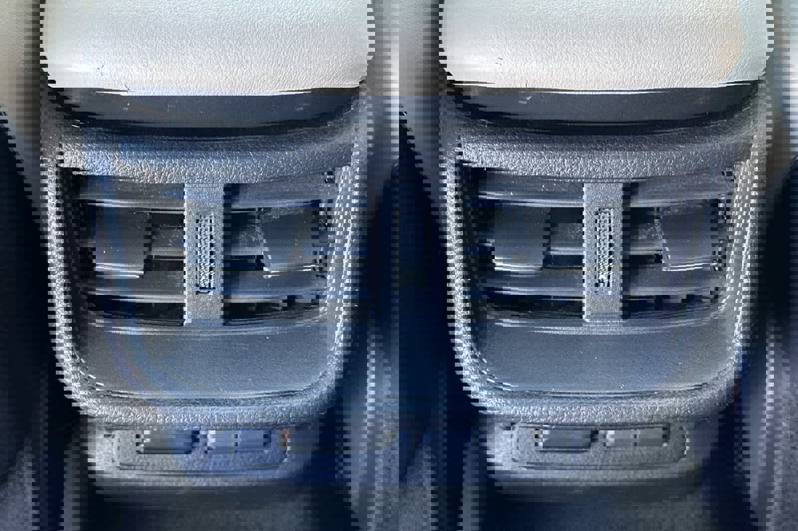 Used 2023 Lexus ES 300h w/ Premium Package image 14