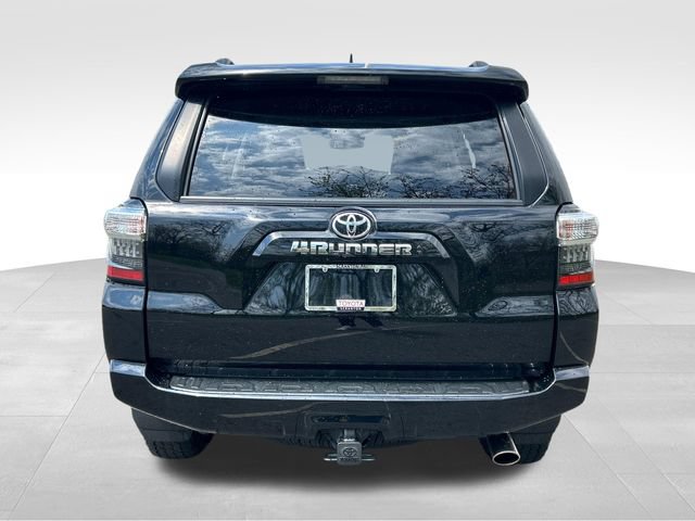 Certified 2023 Toyota 4Runner SR5 Premium w/ Moonroof Package AWD/4WD image 4