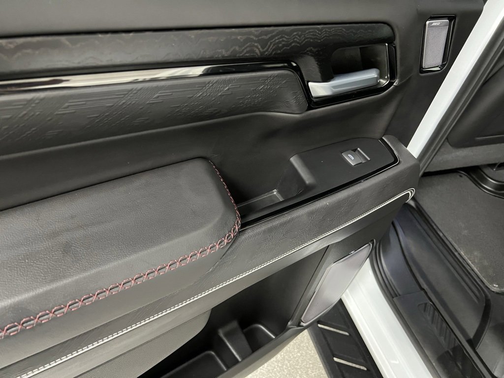 Used 2022 GMC Sierra 1500 AT4X image 53