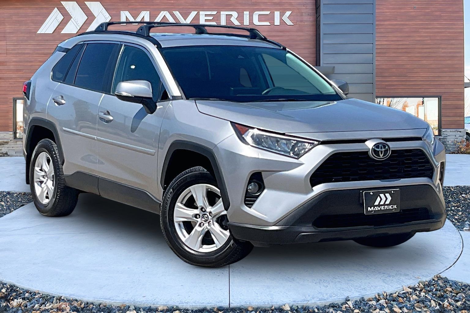 Used 2020 Toyota RAV4 XLE w/ All Weather Liner Package AWD/4WD image 1