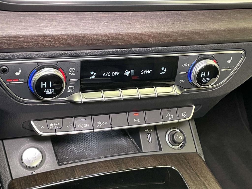 Used 2022 Audi Q5 2.0T Premium image 31