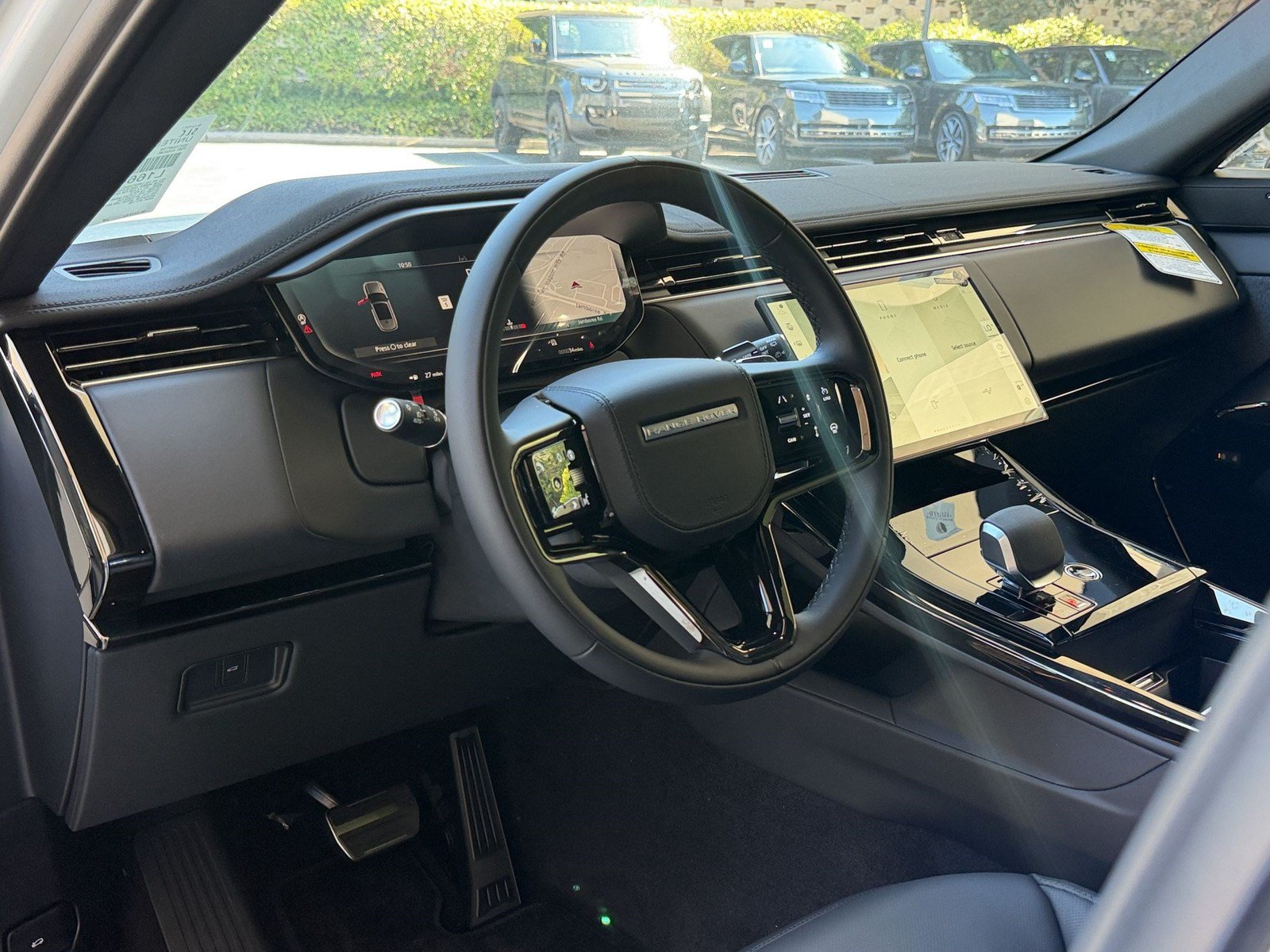 New 2026 Land Rover Range Rover Sport Dynamic SE AWD/4WD image 4