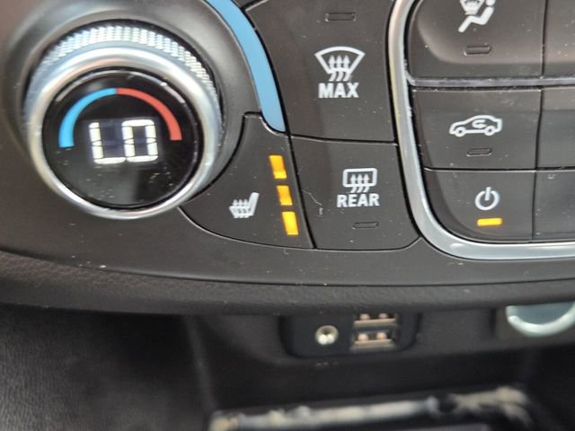 Used 2023 Chevrolet Traverse RS image 22