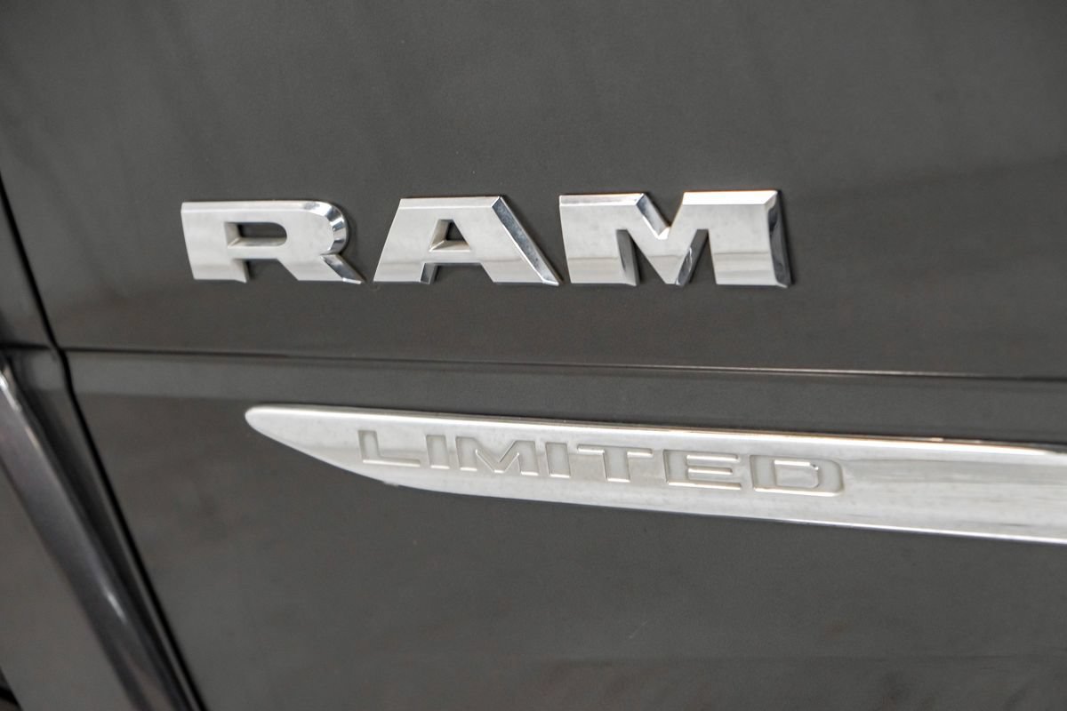 Used 2024 RAM 3500 Limited AWD/4WD image 56