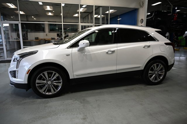 Used 2025 Cadillac XT5 Premium Luxury image 8