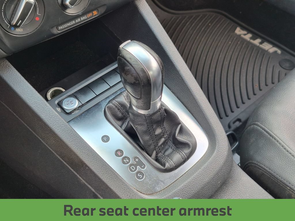 Used 2013 Volkswagen Jetta SEL FWD image 24