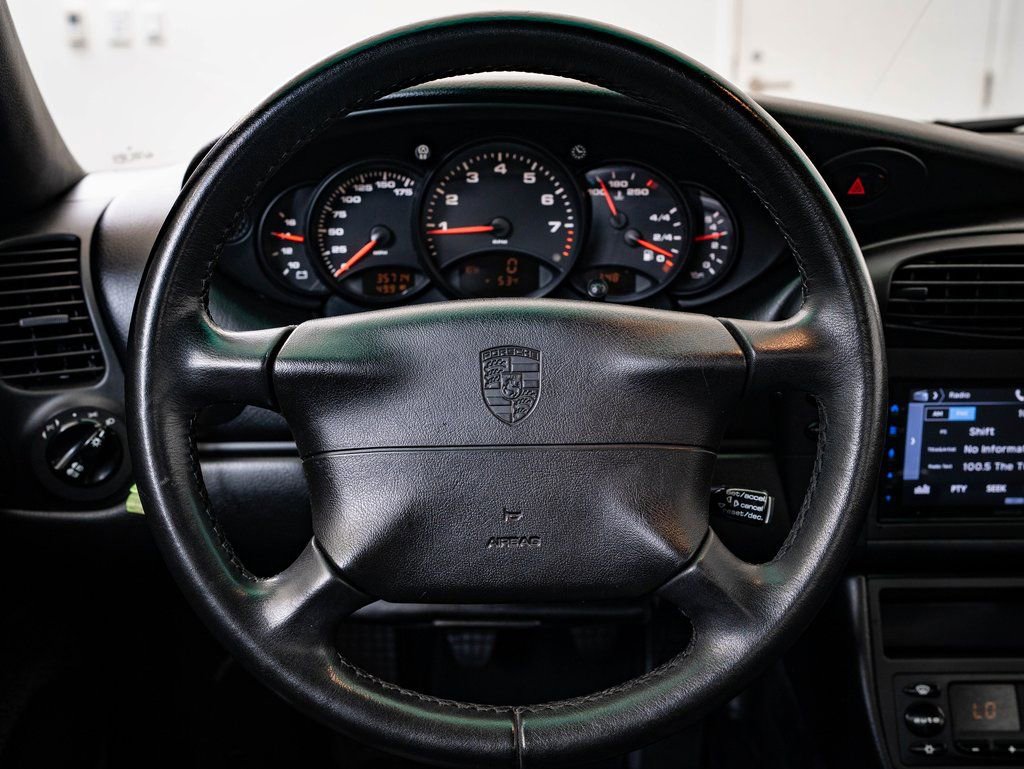 Used 2000 Porsche 911 Carrera image 39