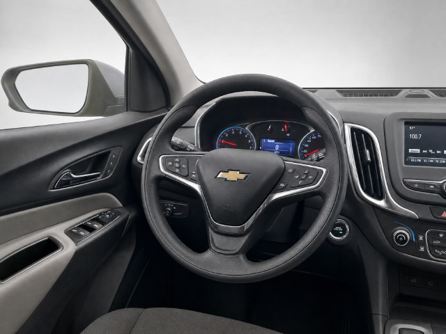 Used 2024 Chevrolet Equinox LS w/ LS Convenience Package FWD image 17