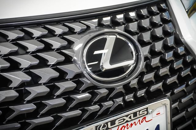 Certified 2025 Lexus UX 300h FWD w/ Accessory Package (Z2) image 28
