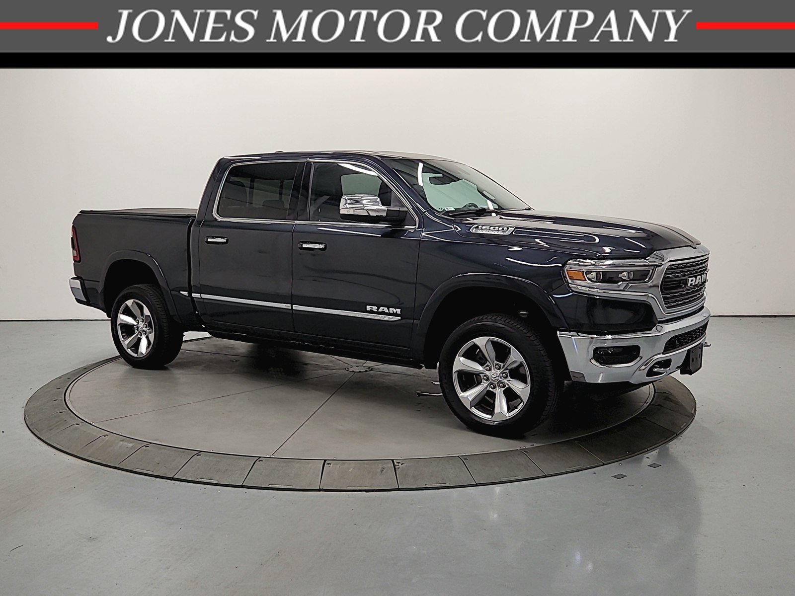 Used 2019 RAM 1500 Limited AWD/4WD image 1