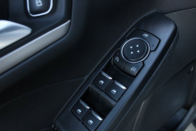 Used 2022 Ford Escape SEL image 6