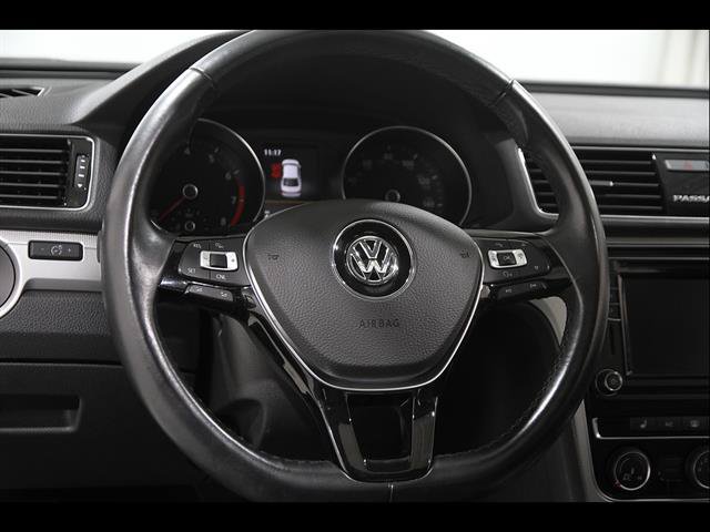 Used 2019 Volkswagen Passat 2.0T Wolfsburg FWD image 7