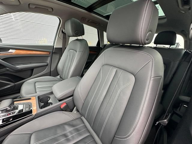 Used 2023 Audi Q5 2.0T Premium Plus w/ Premium Plus Package AWD/4WD image 29