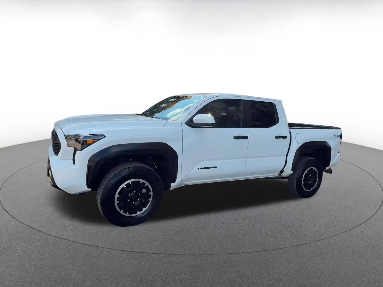 Used 2025 Toyota Tacoma TRD Off-Road image 8