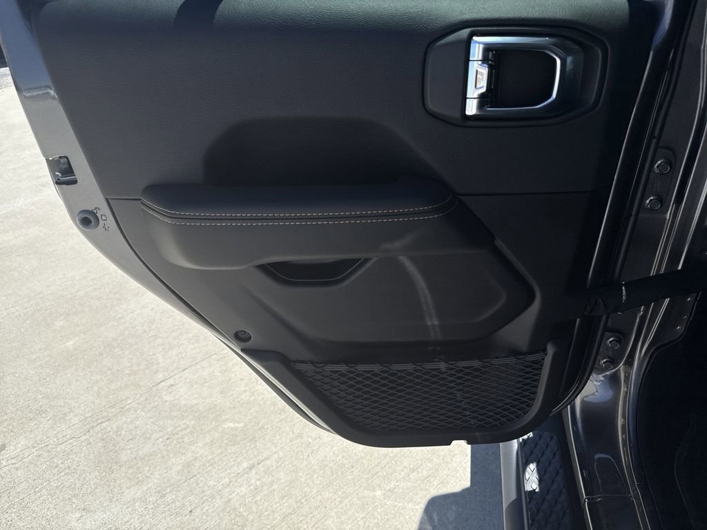 New 2026 Jeep Gladiator Sport AWD/4WD image 22