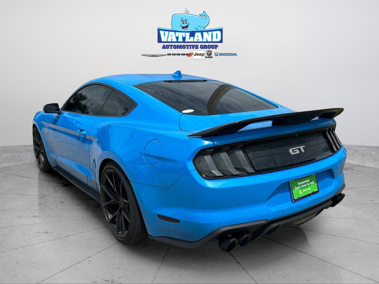 Used 2022 Ford Mustang GT Premium w/ Equipment Group 401A RWD image 3