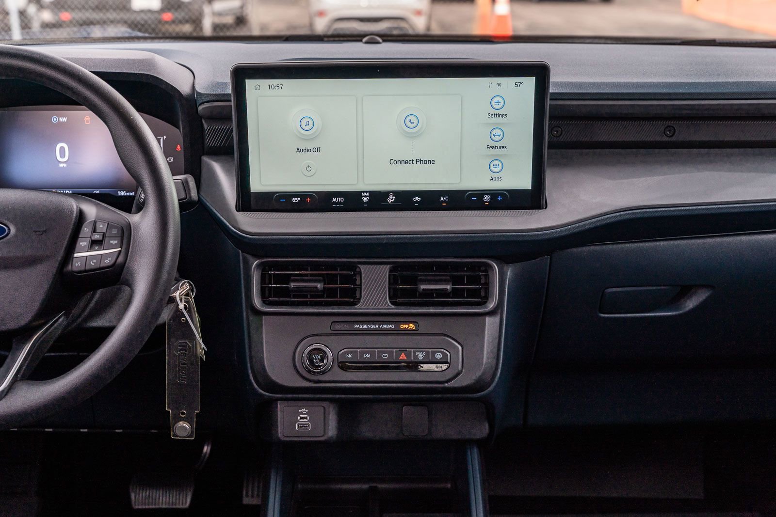 Used 2025 Ford Maverick XL w/ Equipment Group 102A image 30