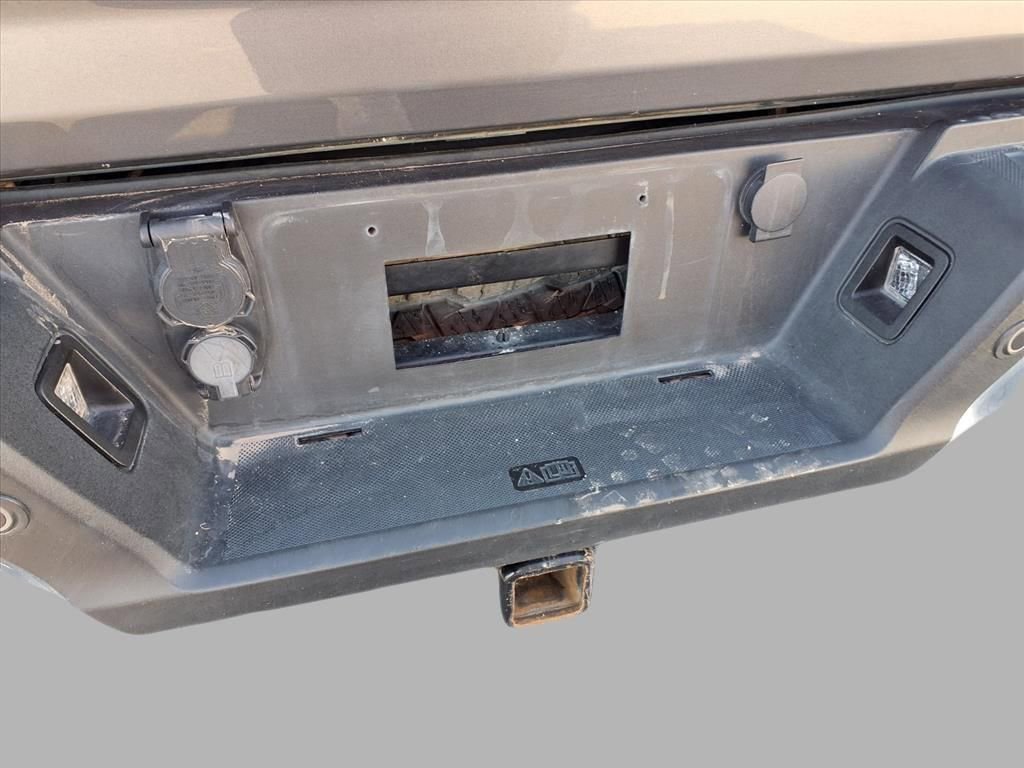 Used 2021 Ford F150 Lariat w/ Max Trailer Tow Package image 28