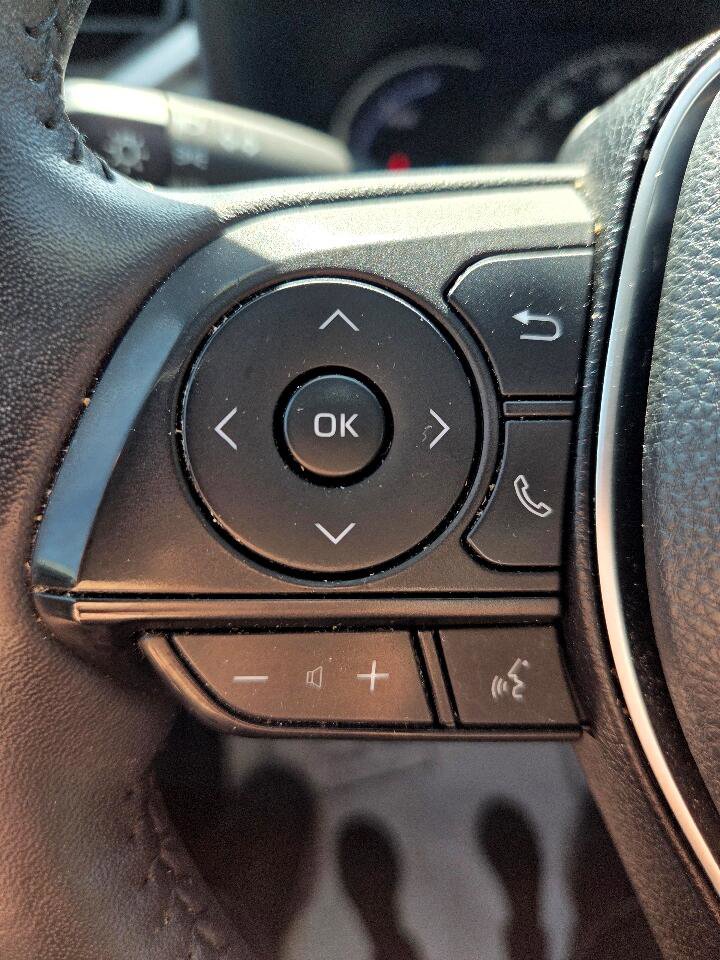 Used 2023 Toyota RAV4 XLE image 19